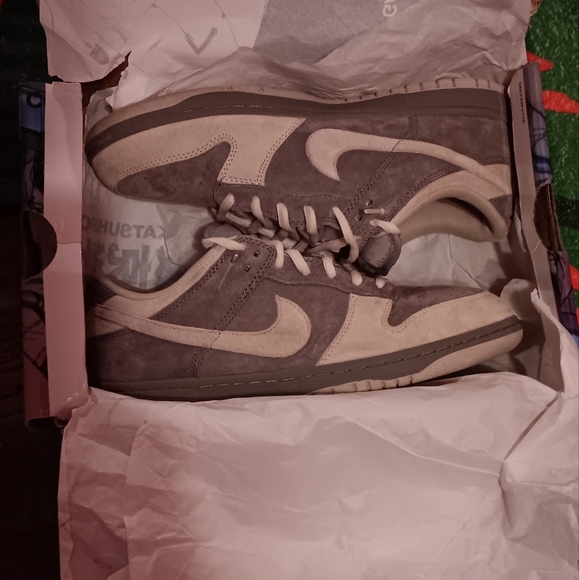 Otomo Katsuhiro x Nike SB Dunk Low "Steamboy OST" - Picture 9 of 13